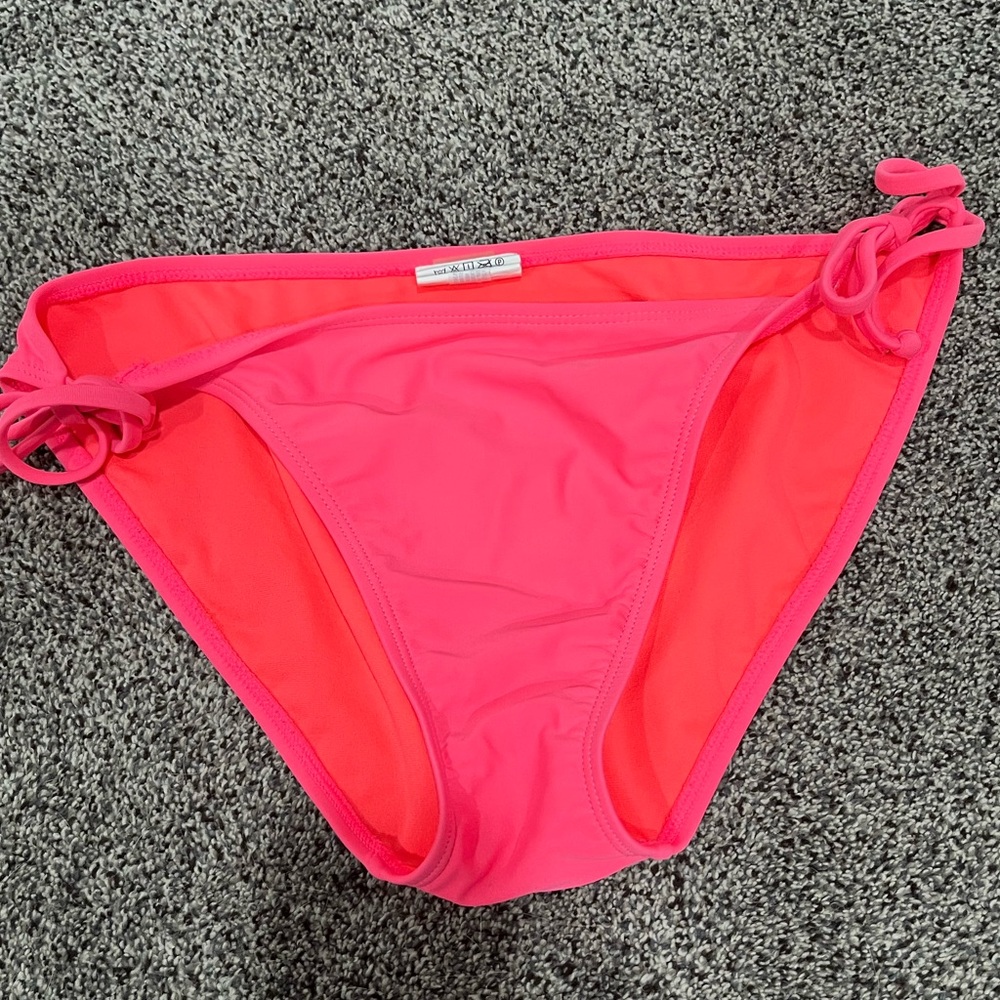 Women’s drawstring bikini bottoms